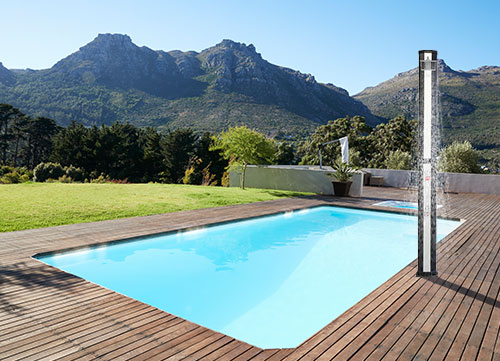 Hoe een zonnedouche van 18 liter te installeren en te verwijderen